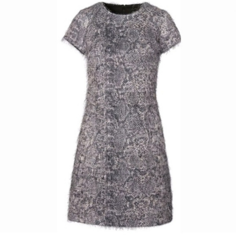 Banana Republic 🌿Printed Eyelash Shift Dress